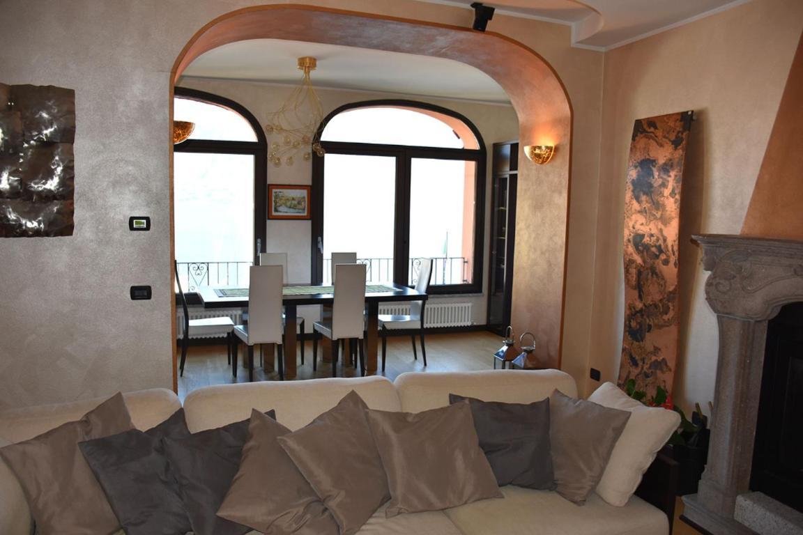 Bellagio Lakeside Apartment Luaran gambar